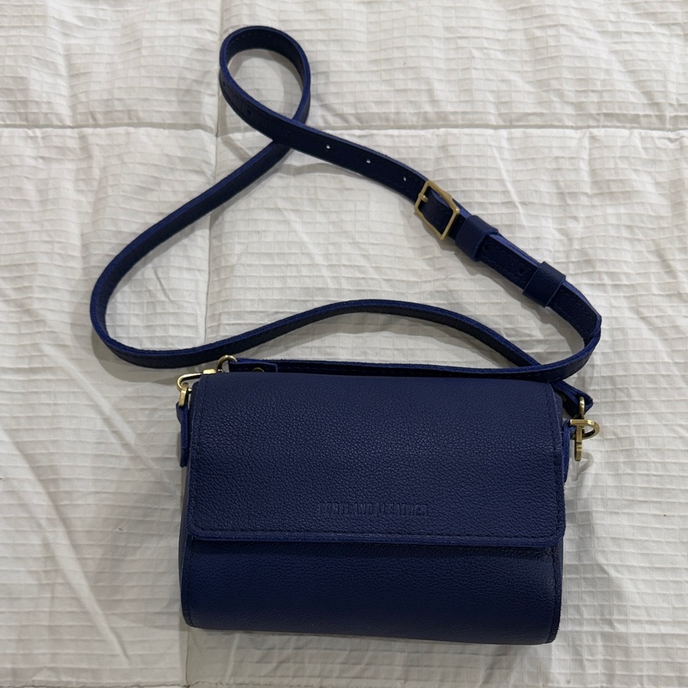 Portland Leather Cobalt Mini Metro Crossbody Bag